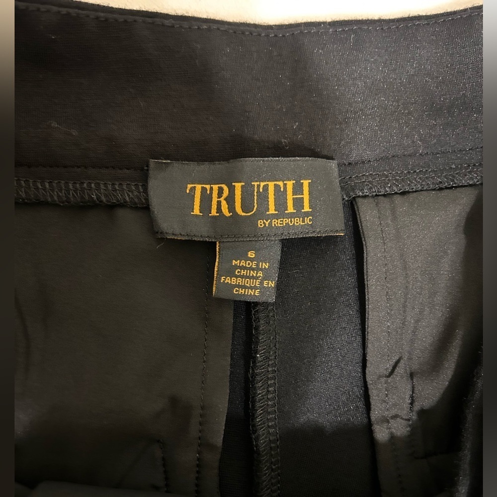 TRUTH
BY REPUBLIC Black Boot Cut Jeans with Smooth Finish - Picture 2 of 8